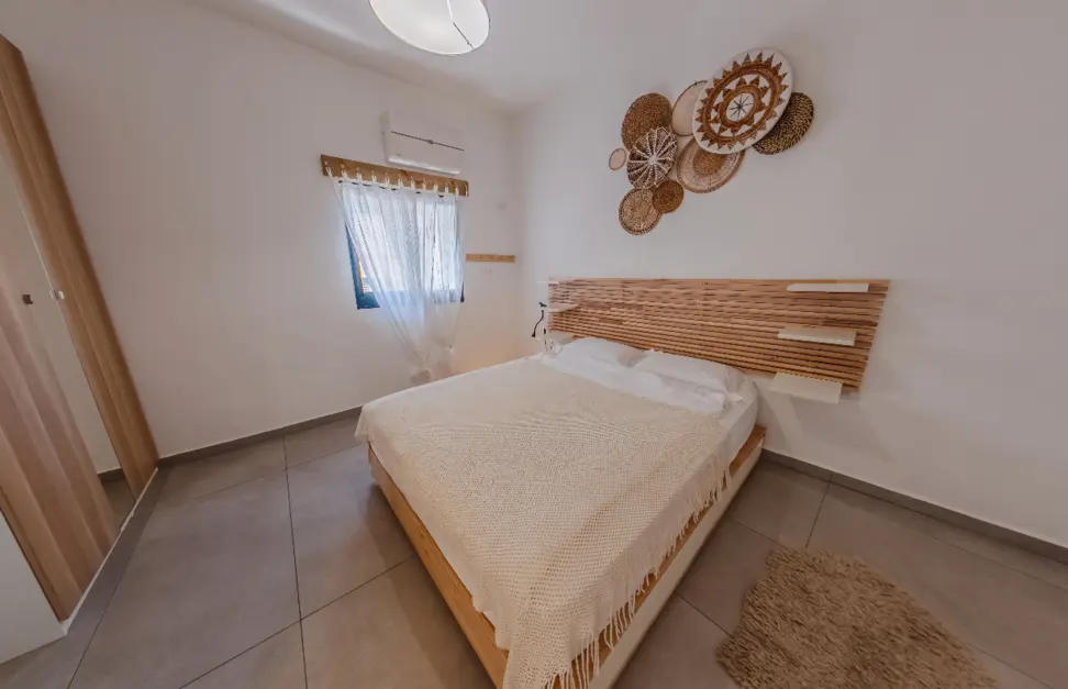 דירה עם מרפסת מהחדר